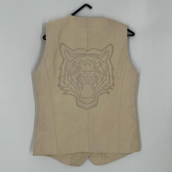 Las Surenas 100% Leather Tiger Embroidered Vest In Ivory - Picture 7 of 9